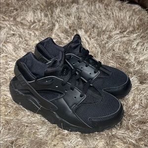 Youth Nike Huarache